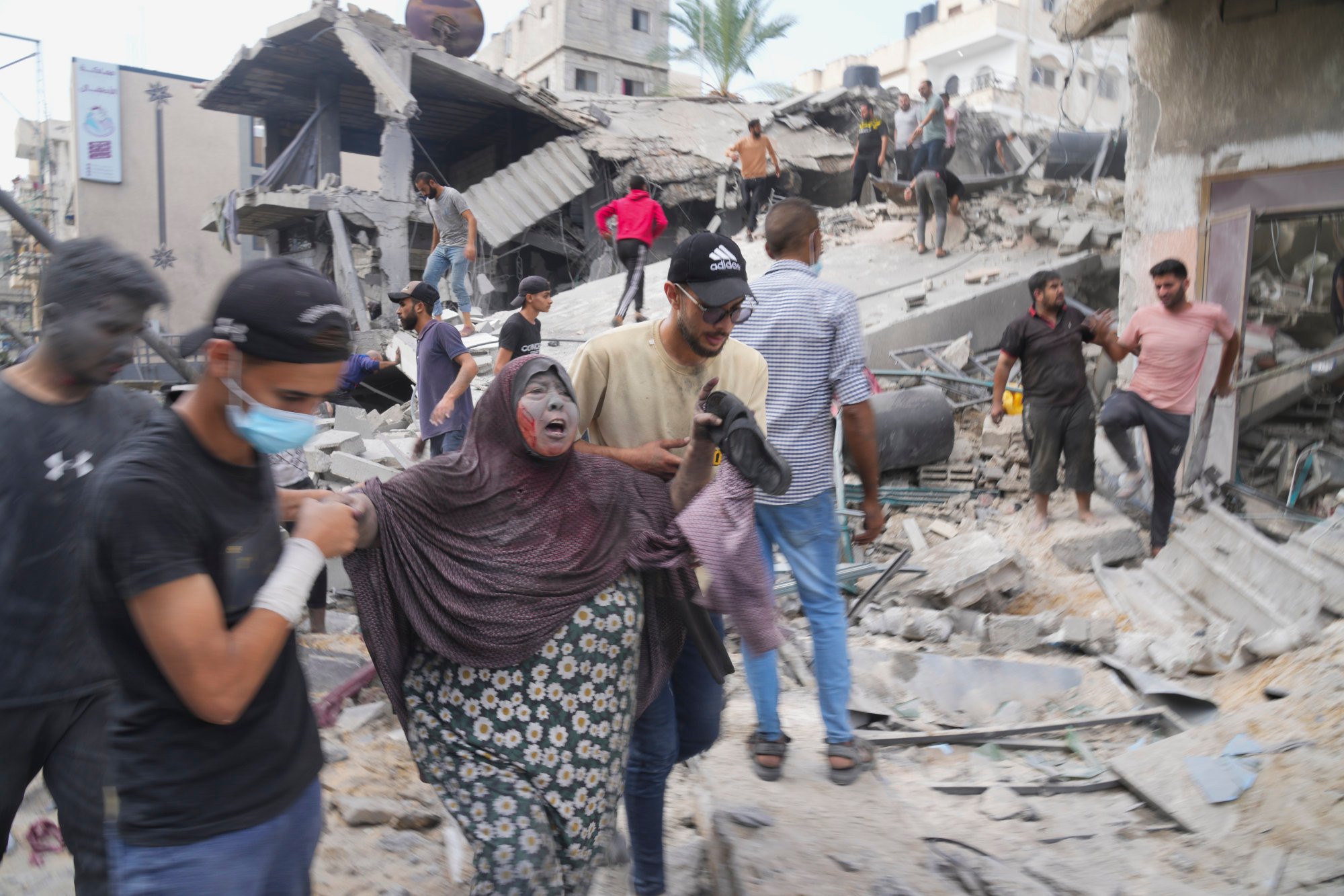 Israel trút hỏa lực vào Gaza, Lebanon, Syria nhưng bắn nhầm Ai Cập - Ảnh 2.