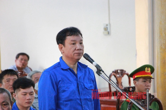Chủ tiệm vàng ở An Giang khai báo quanh co