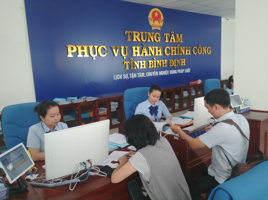Bình Định kiến nghị cắt giảm yêu cầu nộp phiếu lý lịch tư pháp trên 5 lĩnh vực - Ảnh 1.