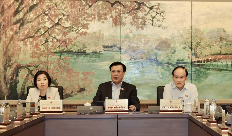 Bí thư Hà Nội nói “thấy lo” nếu triển khai tiếp các dự án “đắp chiếu” - Ảnh 1.