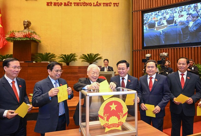 Sáng nay, Quốc hội lấy phiếu tín nhiệm 44 người