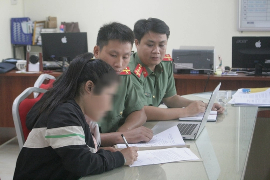 Mẹ vi phạm bị xử lý, con gái lên mạng bôi nhọ chính quyền và công an