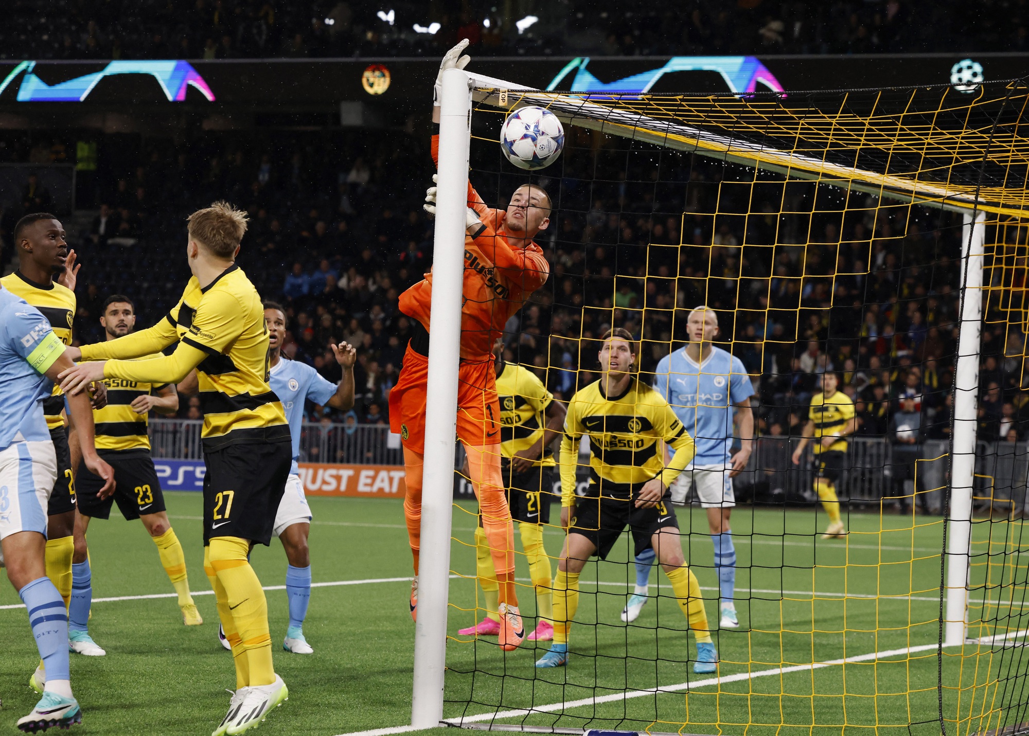 Haaland lập công, Man City thắng tưng bừng chủ nhà Young Boys - Ảnh 3.