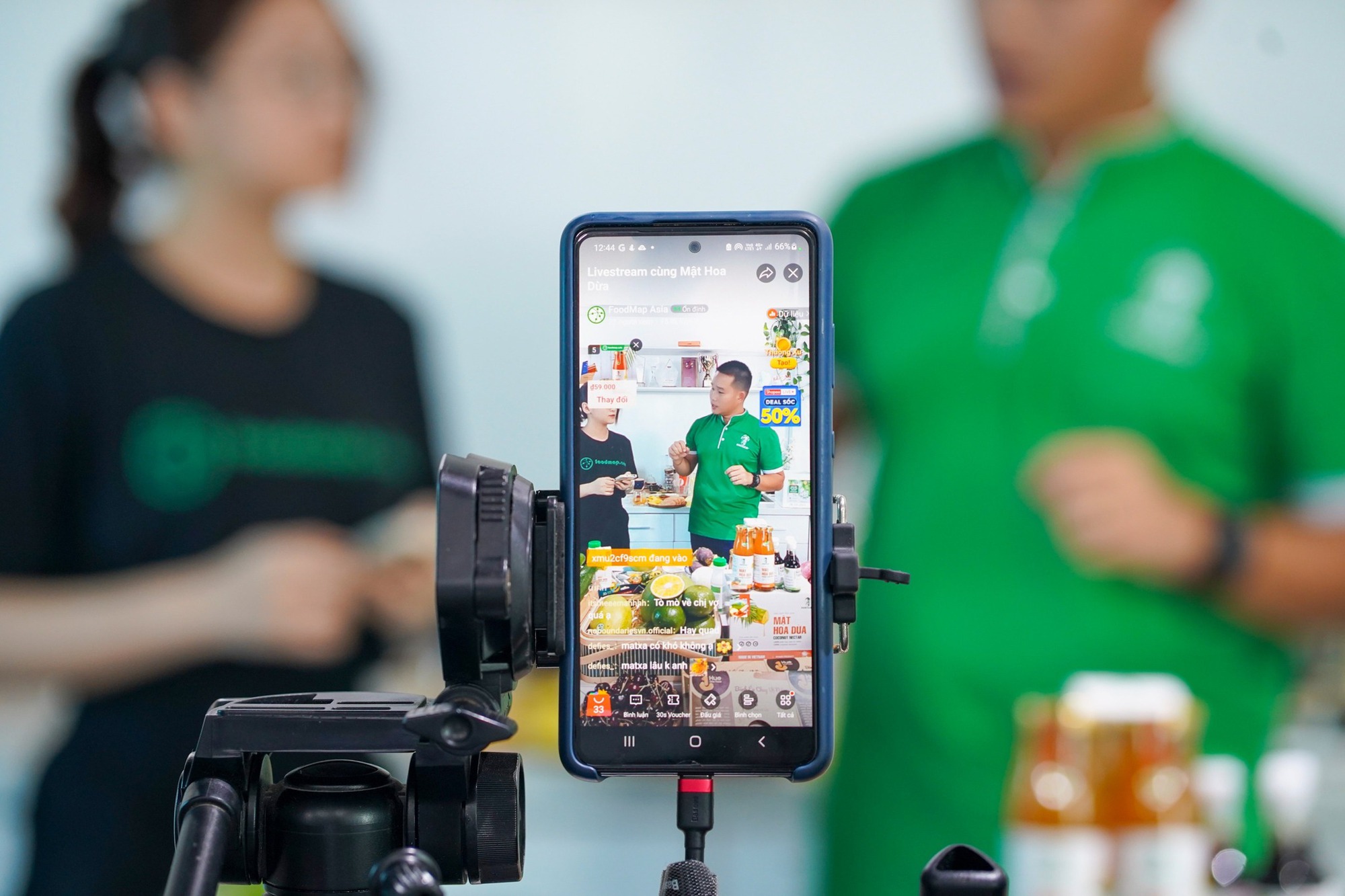 Livestream sản phẩm OCOP trên sàn bán lẻ trực tuyến