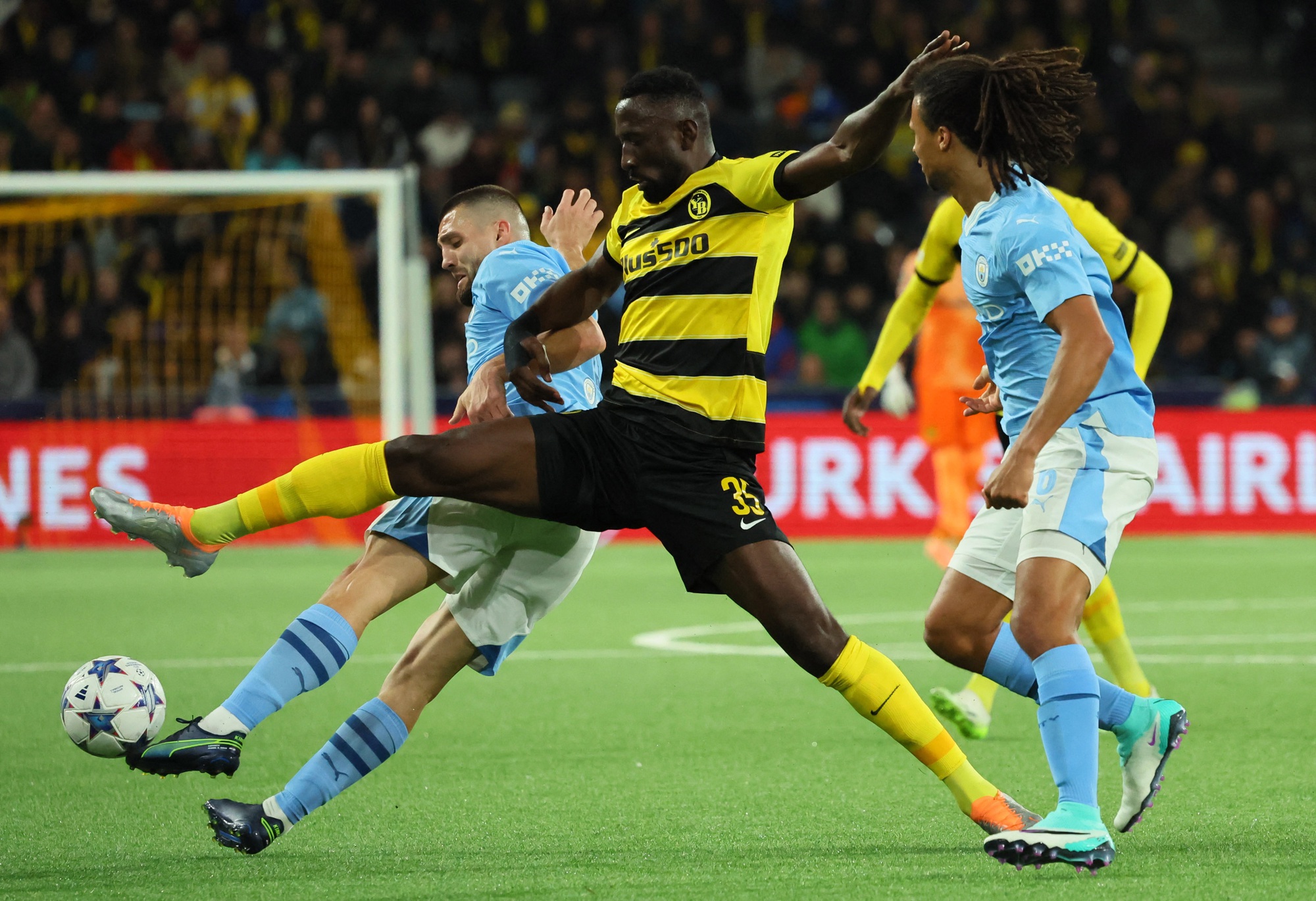 Haaland lập công, Man City thắng tưng bừng chủ nhà Young Boys - Ảnh 2.