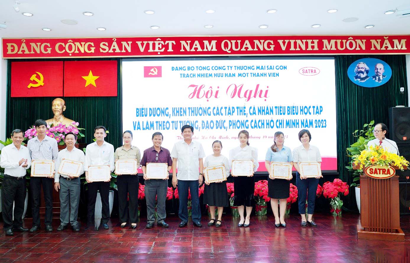 SATRA tuy&ecirc;n dương 69 tập thể,117 c&aacute; nh&acirc;n điển h&igrave;nh - Ảnh 1.