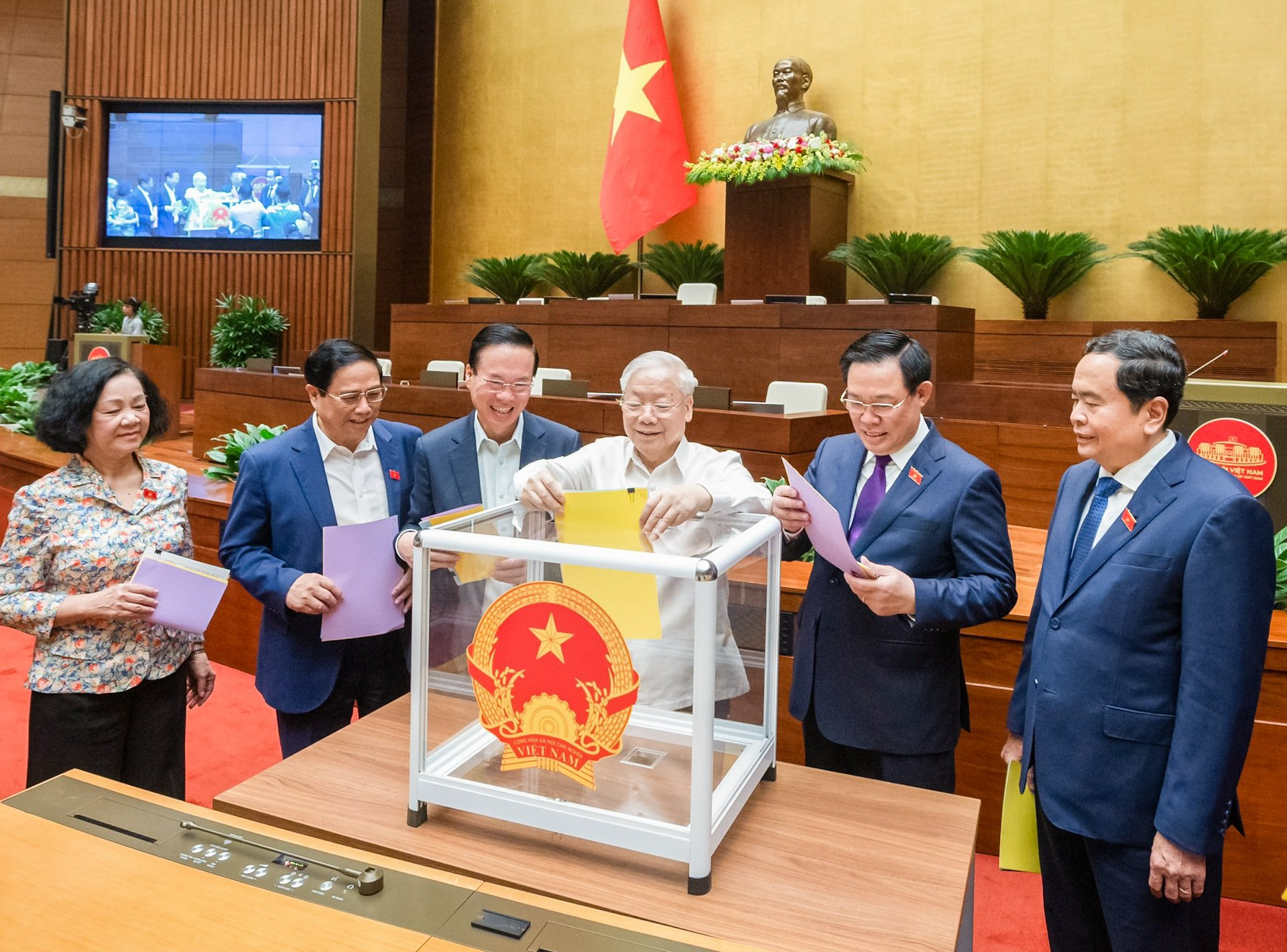 Chi tiết kết quả lấy phiếu tín nhiệm 44 chức danh tại Quốc hội