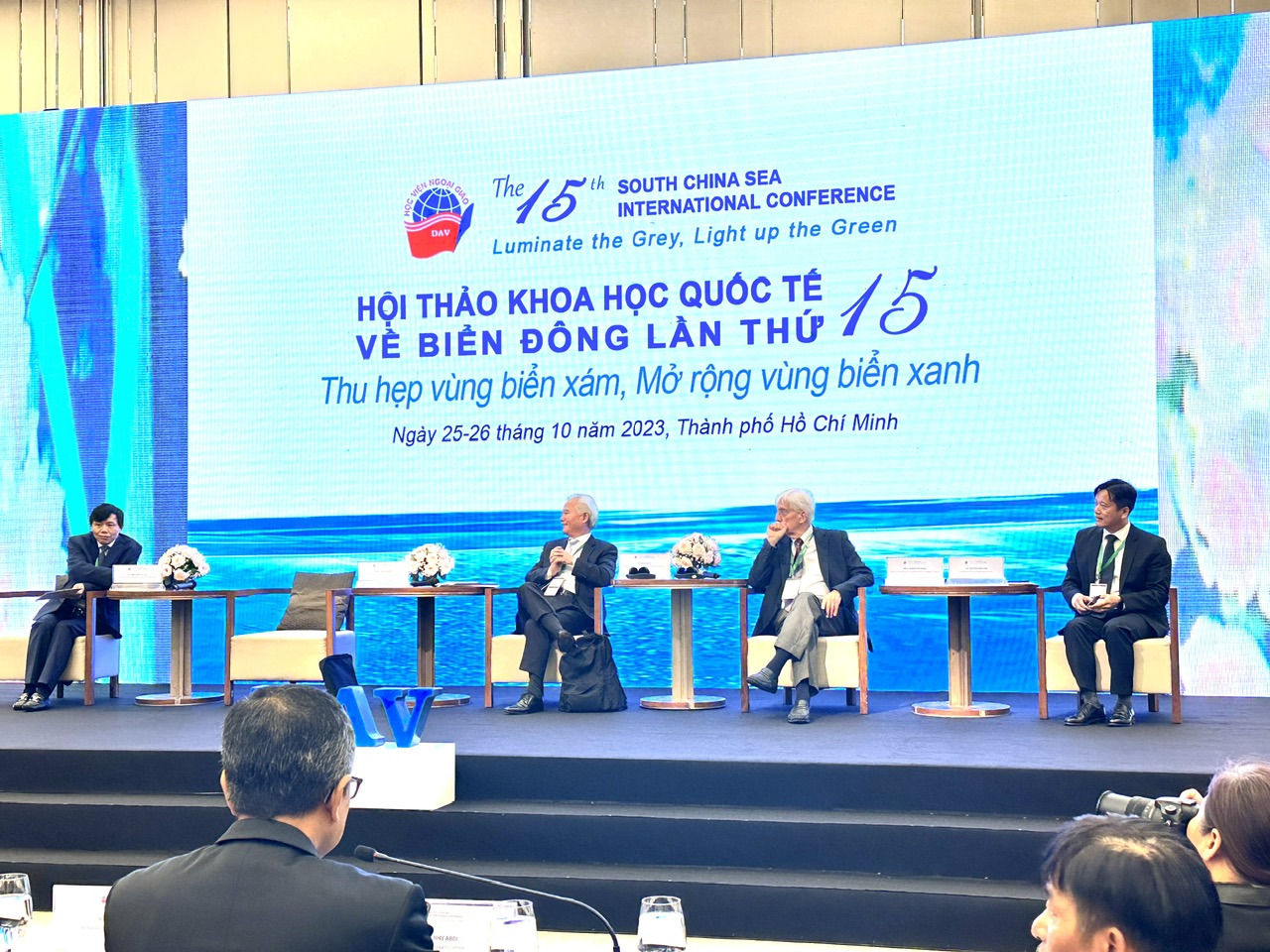 &ldquo;Chuyển sắc m&agrave;u&rdquo; biển Đ&ocirc;ng, hướng tới h&ograve;a b&igrave;nh v&agrave; ph&aacute;t triển bền vững - Ảnh 5.