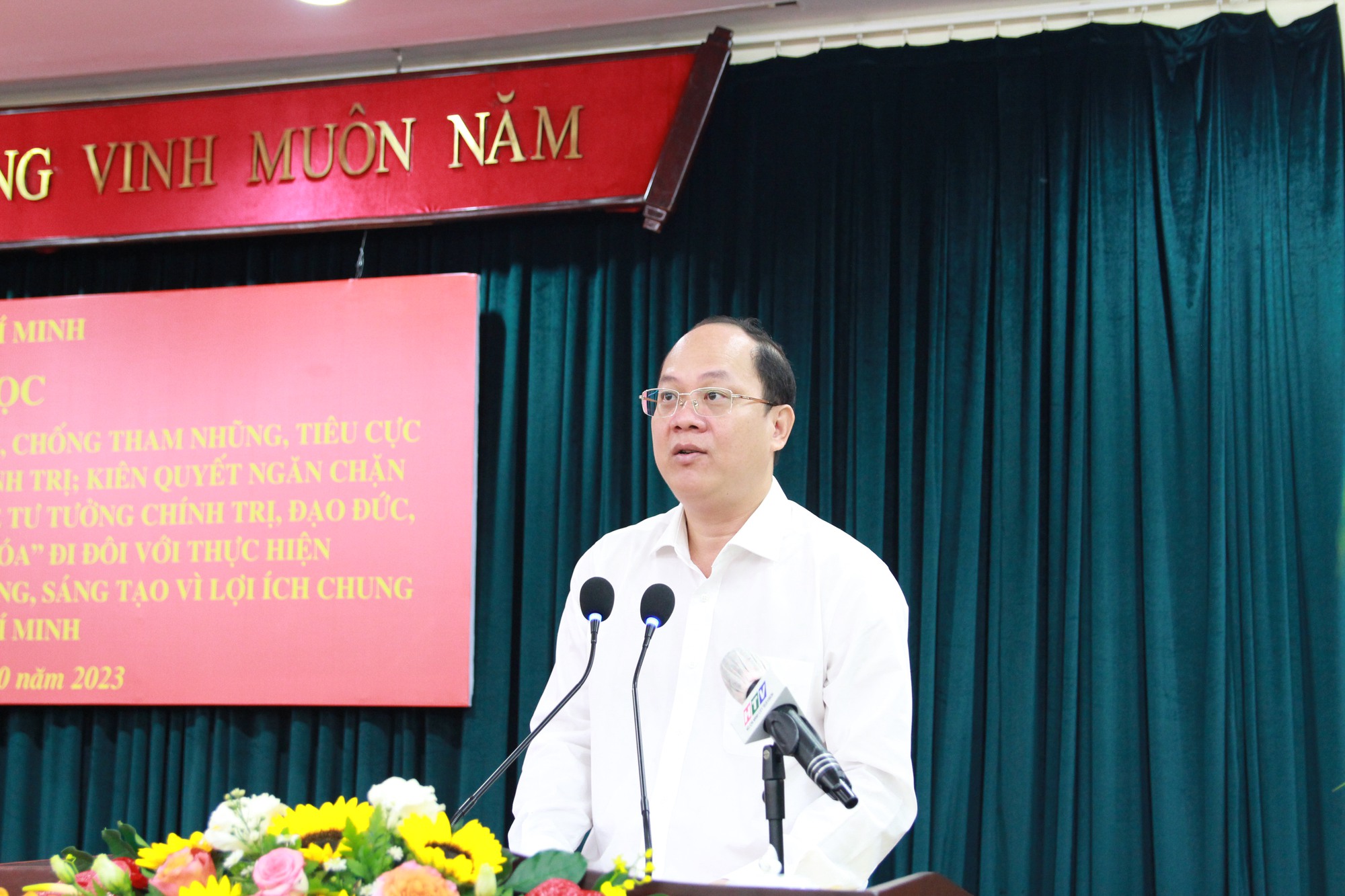 TP HCM tổ chức hội thảo về công tác phòng, chống tham nhũng, tiêu cực - Ảnh 4.