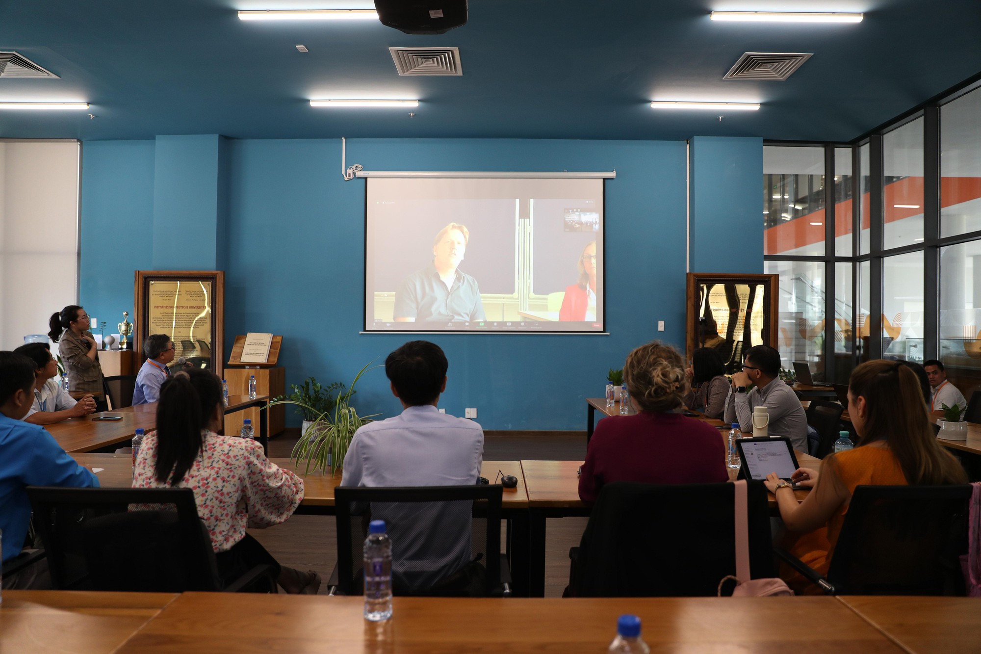 Đức t&agrave;i trợ dự &aacute;n đ&agrave;o tạo chuy&ecirc;n gia chuyển đổi số cho nhiều trường học ở TP HCM v&agrave; B&igrave;nh Dương - Ảnh 1.