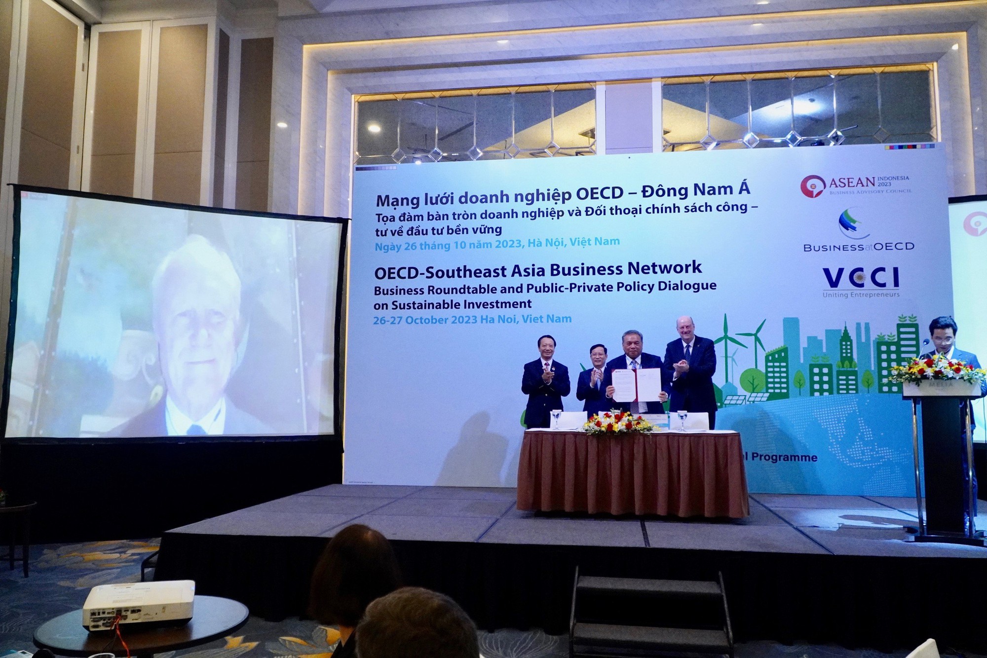 OECD muốn tăng cường hợp t&aacute;c đầu tư ph&aacute;t triển bền vững tại Đ&ocirc;ng Nam &Aacute; - Ảnh 3.