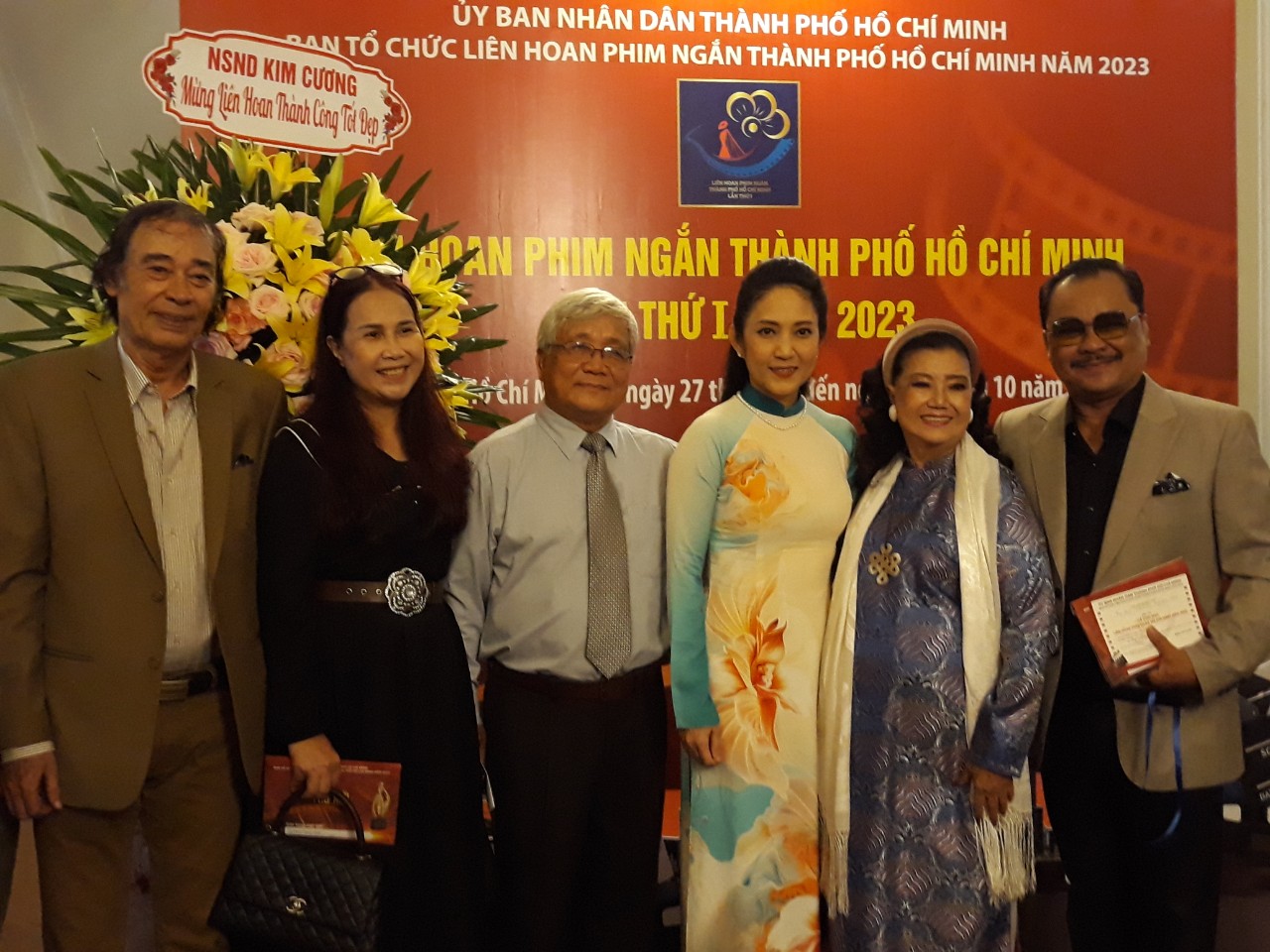 Nghệ sĩ tụ hội khai mạc Liên hoan phim ngắn TP HCM - Ảnh 3.