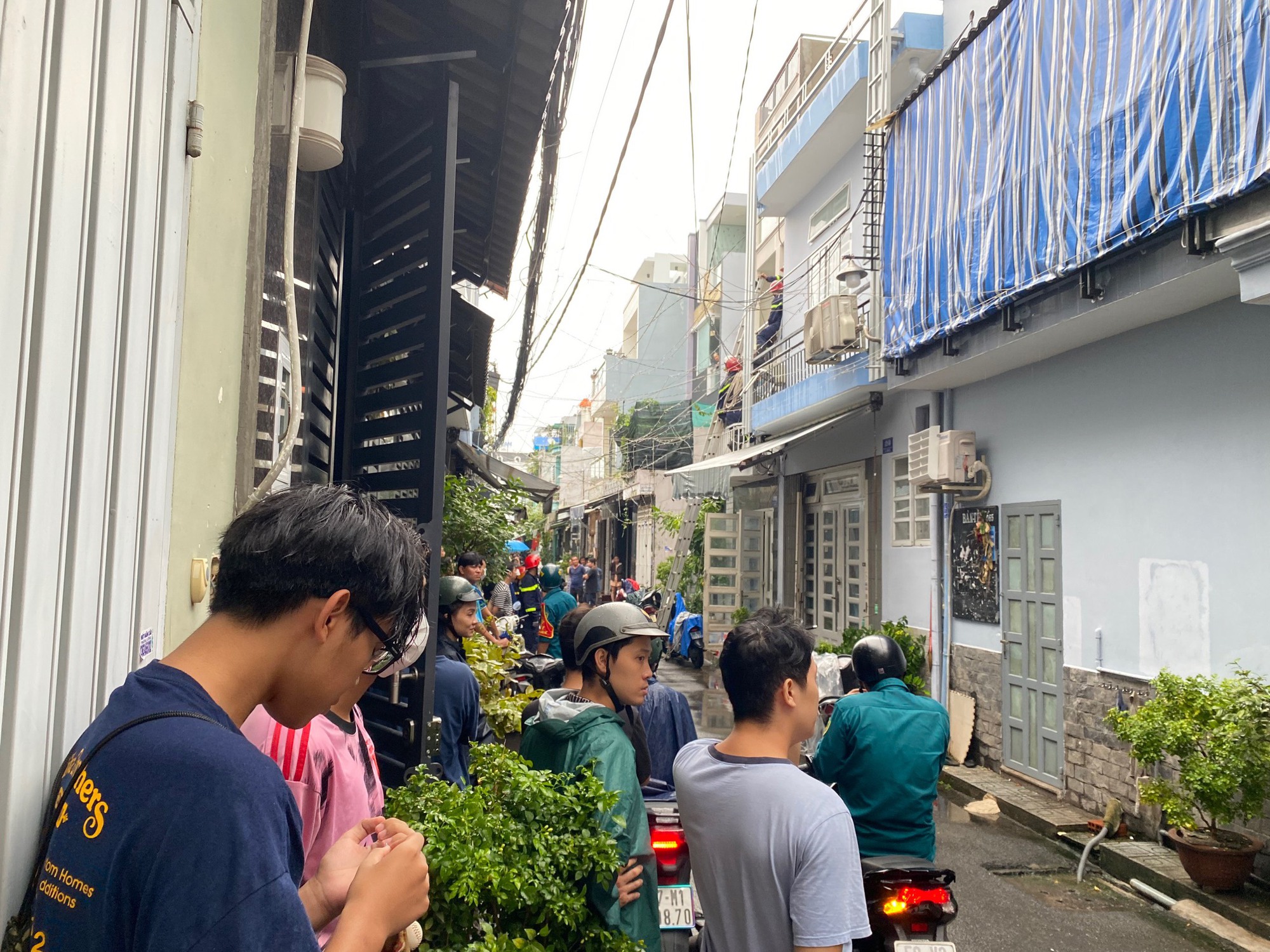 "Bẫy điện" trên mái nhà
