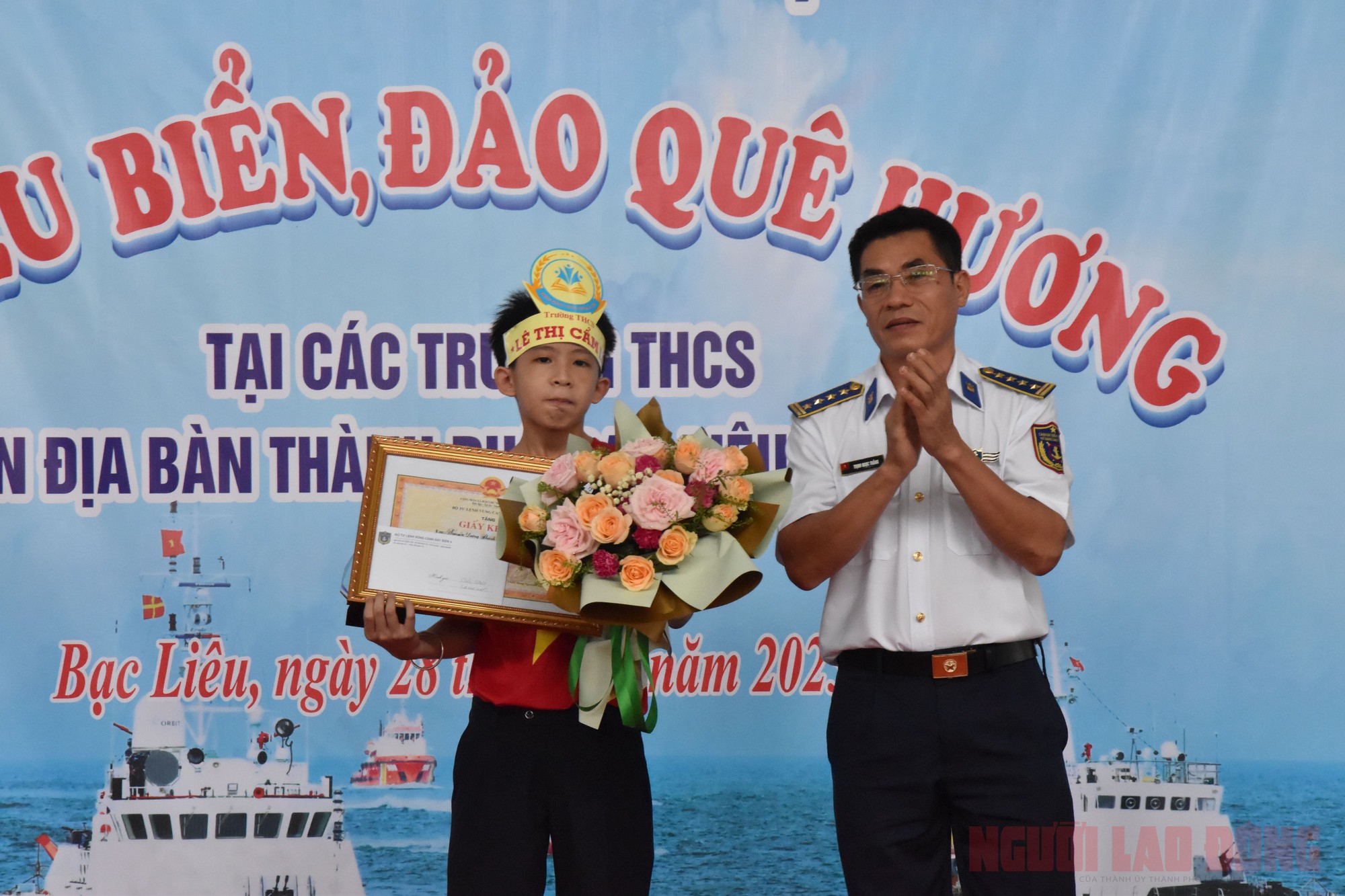 Nam sinh lớp 6 ở Bạc Li&ecirc;u gi&agrave;nh giải nhất cuộc thi Em y&ecirc;u biển, đảo qu&ecirc; hương - Ảnh 8.