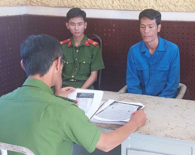 Bắt giữ nhóm cưỡng đoạt tài sản sau khi cho vay lãi nặng