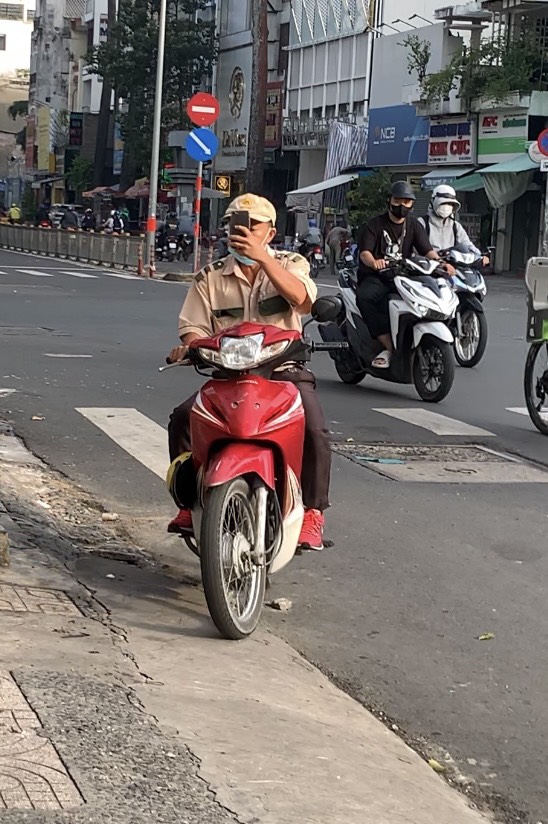 Hình ảnh nhà xe Thành Bưởi ngừng hoạt động từ sáng nay - Ảnh 3.