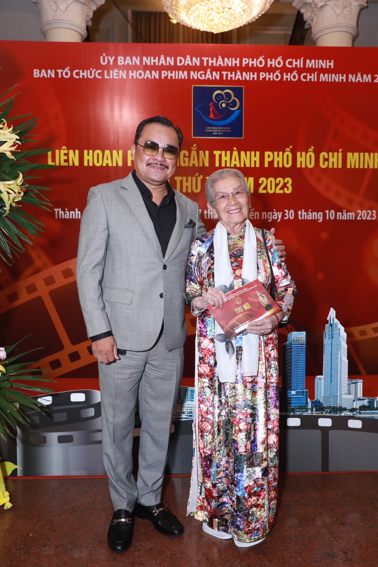 NSƯT Phi Điểu được vinh danh tại LHP ngắn TP HCM 2023 - Ảnh 2.