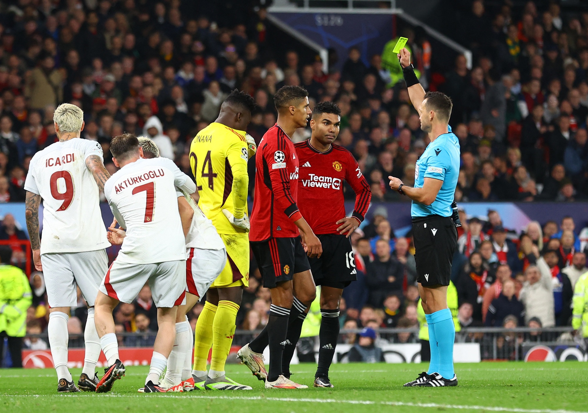 Ng&ocirc;i sao tiền vệ Casemiro sắp bị Man United thanh l&yacute; gi&aacute; rẻ- Ảnh 6.