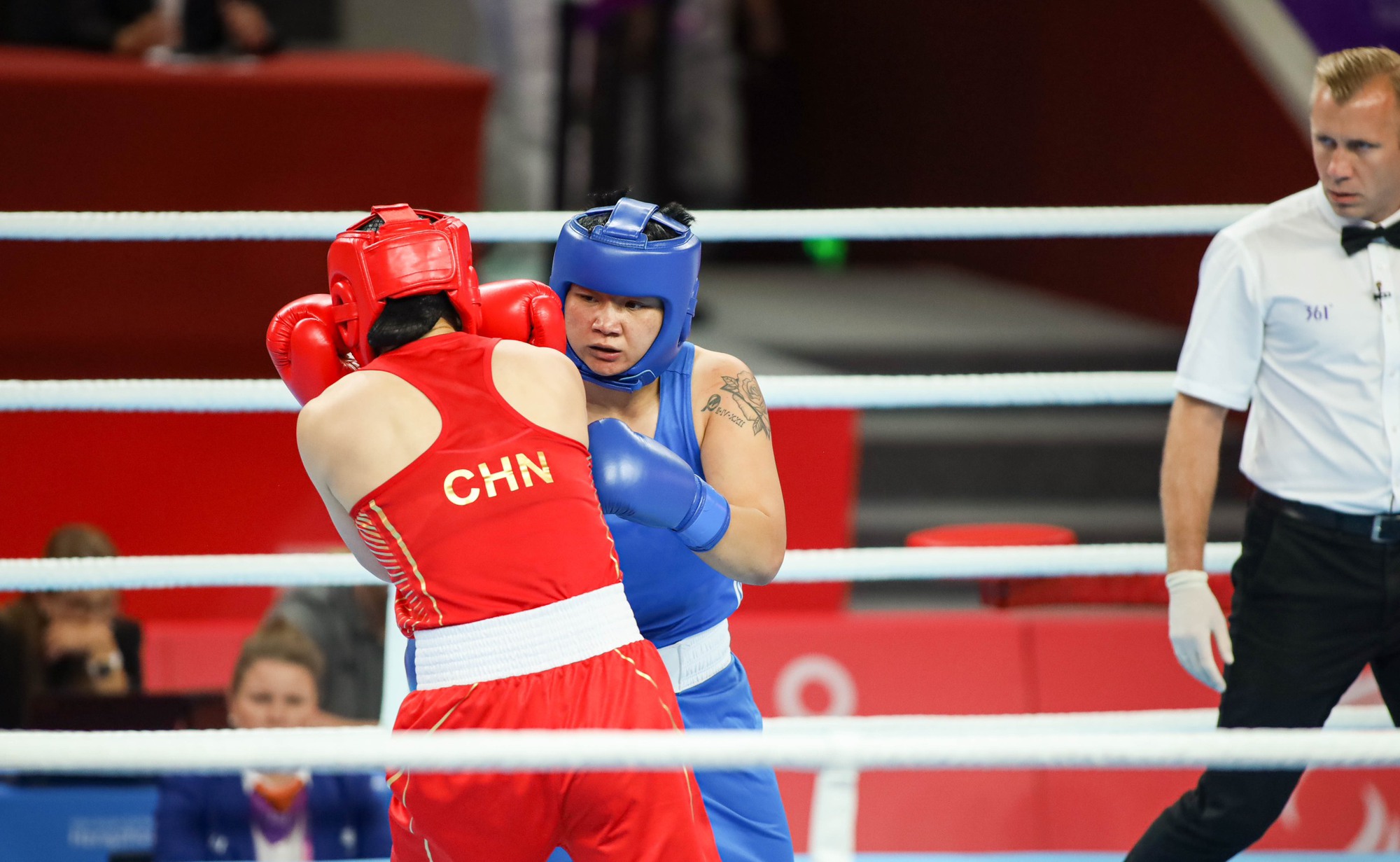 ASIAD 19: Cầu m&acirc;y Việt Nam thắng Trung Quốc, v&agrave;o chung kết nội dung 4 nữ - Ảnh 6.