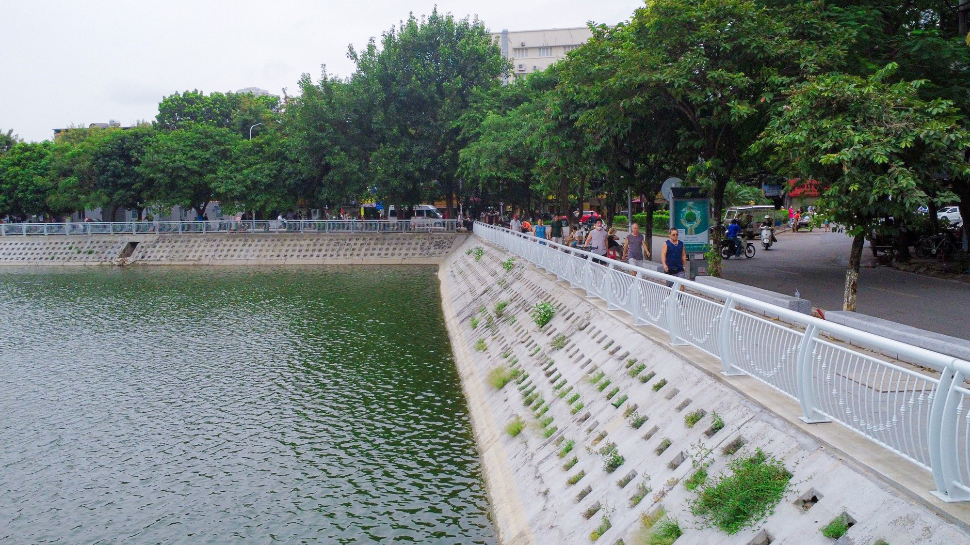 Hồ Xã Đàn được "khoác áo mới" trị giá hơn 25 tỉ đồng