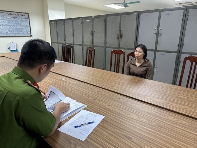 Nữ tài xế điều khiển xe tải vào đường cấm, tông bà bầu tử vong rồi bỏ trốn - Ảnh 1.