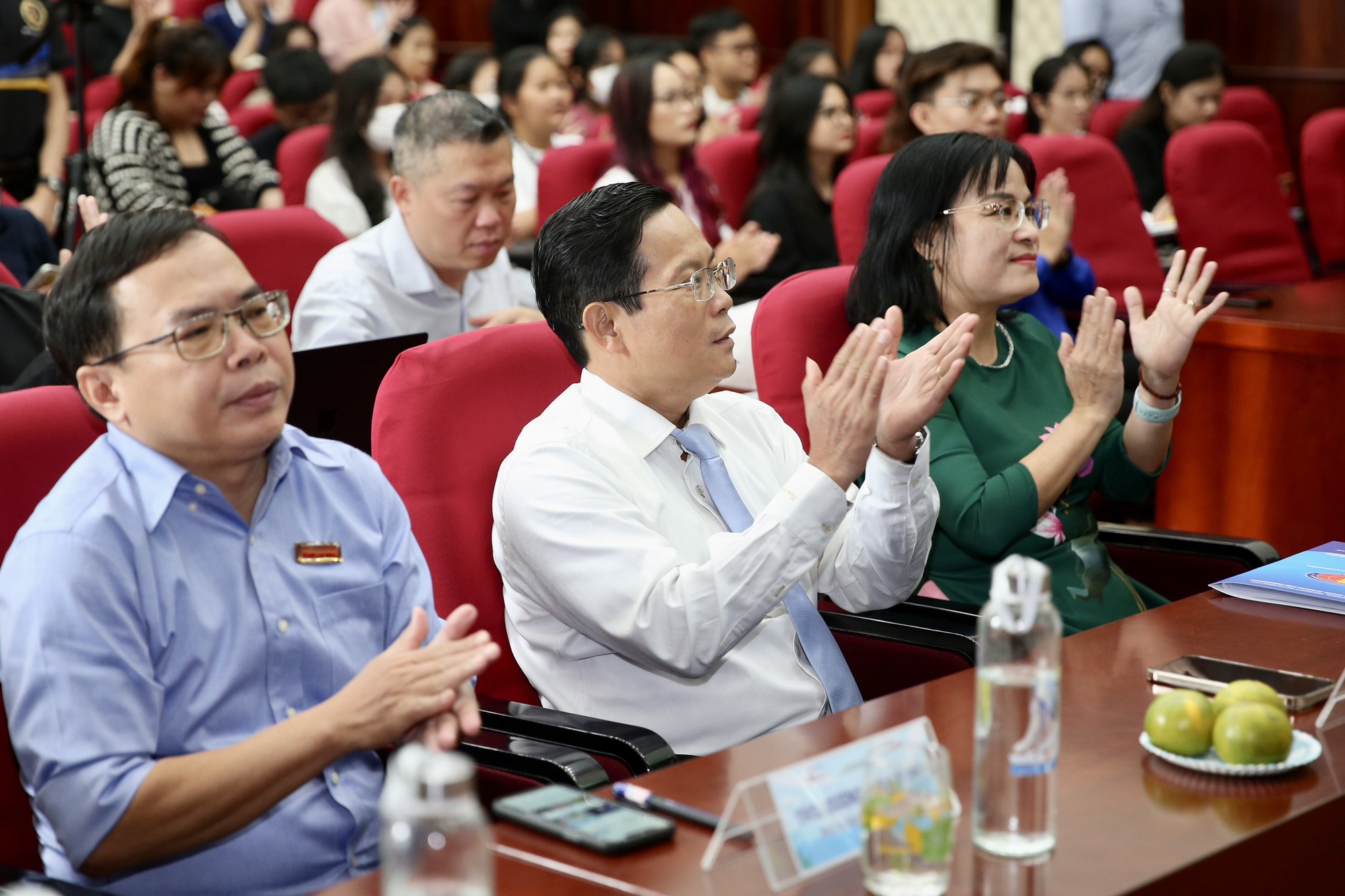 Cánh Buồm Xanh Khoa Ngôn ngữ học chính thức vươn khơi - Ảnh 2.