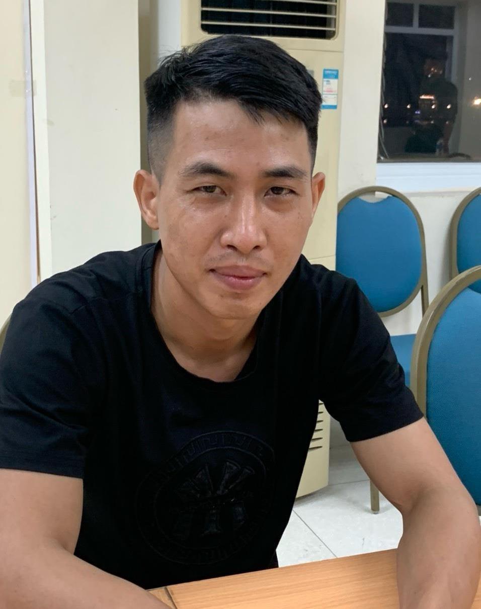 Phát hiện đối tượng bị truy nã trốn trên tàu nước ngoài - Ảnh 1.
