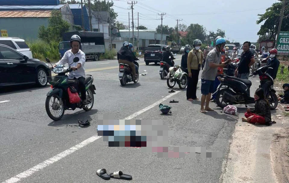 Bé gái lớp 3 tử vong thương tâm trên đường ở Bình Dương