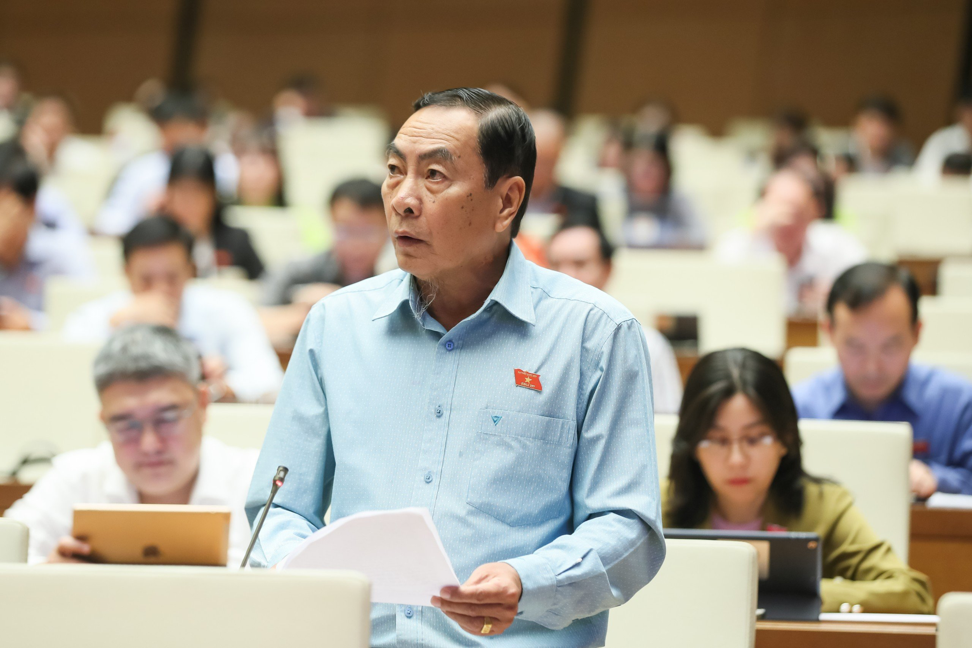 Đại biểu Quốc hội: Nhiều hộ ngh&egrave;o kh&ocirc;ng muốn tho&aacute;t ngh&egrave;o - Ảnh 1.