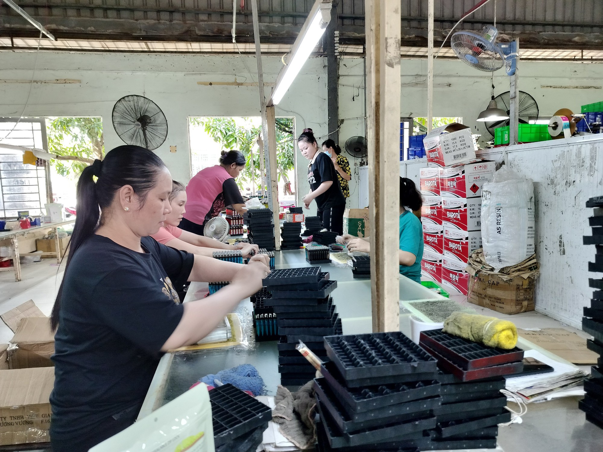 Doanh nghiệp lo mất lao động có tay nghề nếu thay đổi chính sách BHXH một lần