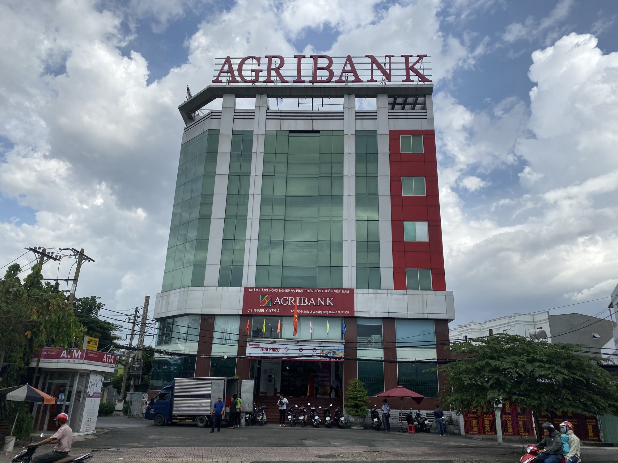Agribank Chi nhánh Xuyên Á tuyển dụng lao động đợt 2 năm 2023 - Ảnh 2.
