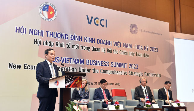 Nâng kim ngạch thương mại Việt - Mỹ lên 200 tỉ USD