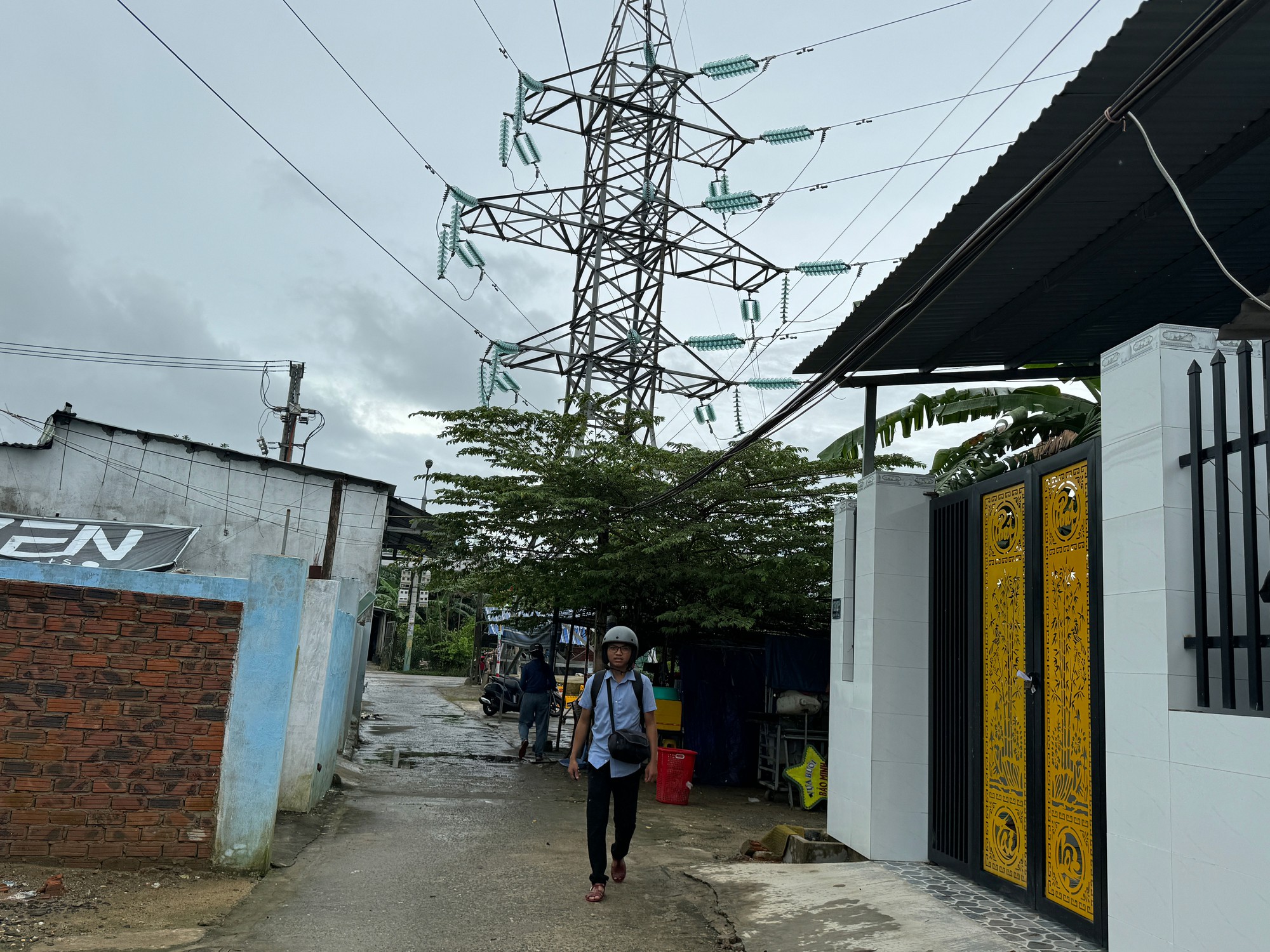 Mở lối tho&aacute;t cho rốn lũ Mẹ Suốt - Ảnh 2.