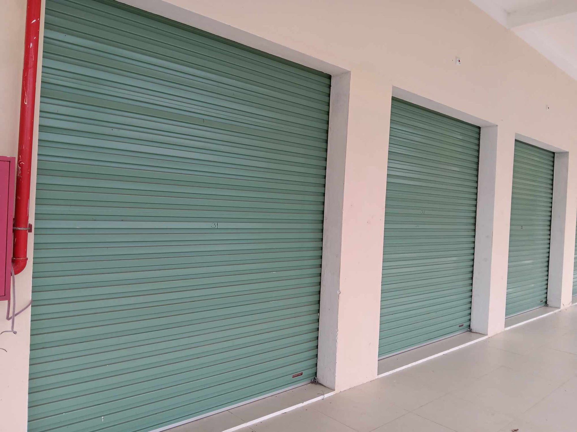Ch&ecirc; chợ mới Đ&ocirc;ng Ph&uacute; chật, tiểu thương ở Quảng Nam chưa chịu v&agrave;o bu&ocirc;n b&aacute;n - Ảnh 7.