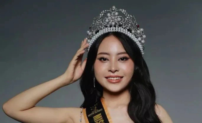 Người đẹp cao 1,45m đi thi hoa hậu quốc tế