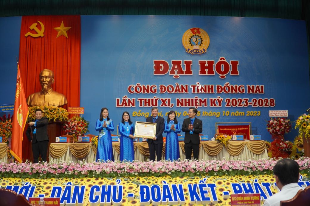 N&acirc;ng cao vai tr&ograve; đối thoại, thương lượng v&agrave; k&yacute; kết thỏa ước lao động tập thể - Ảnh 1.