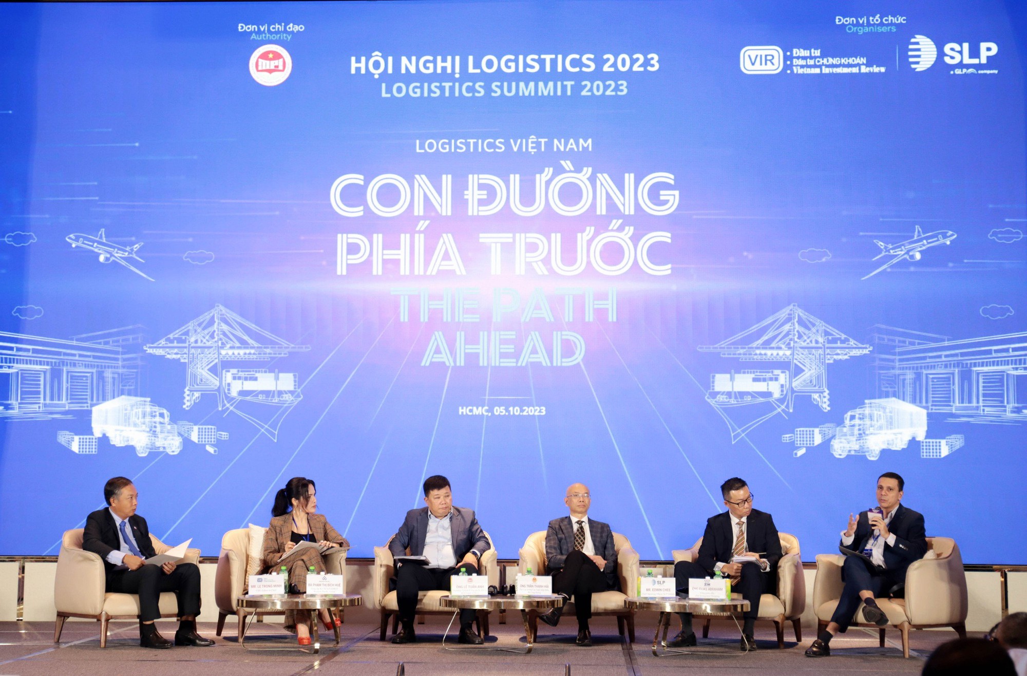 Gấp rút giải tỏa điểm nghẽn cho logistic Việt Nam