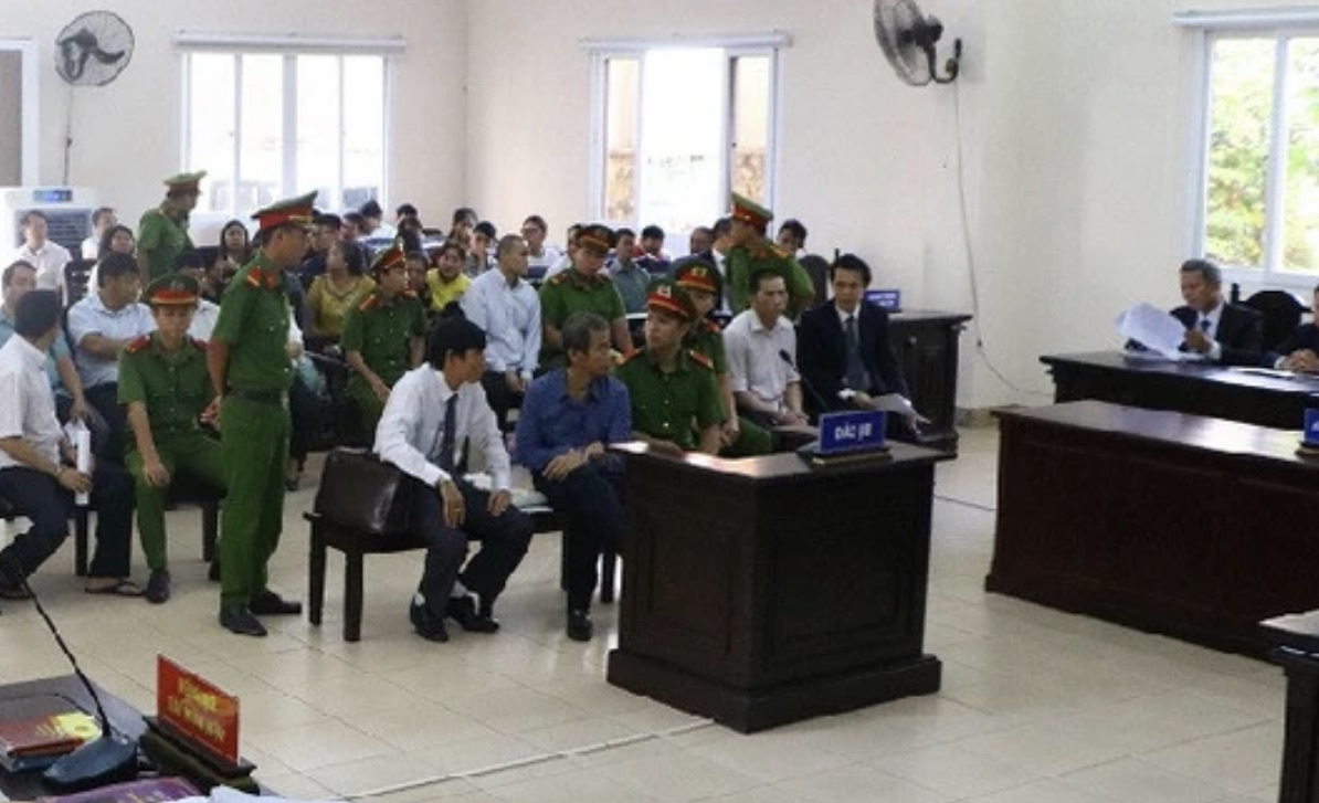 B&igrave;nh Dương: Tạm đ&igrave;nh chỉ vụ &aacute;n li&ecirc;n quan &ocirc;ng Nguyễn Hồng Khanh - Ảnh 1.