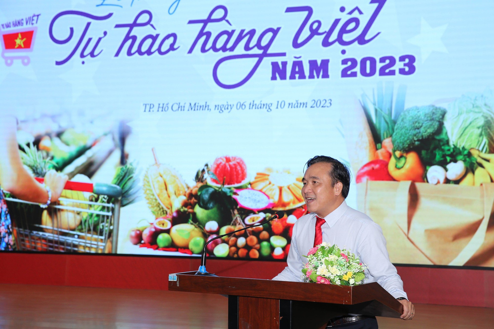Nhớ lần d&igrave;u ngoại đi si&ecirc;u thị đoạt giải nhất cuộc thi &ldquo;Tự h&agrave;o h&agrave;ng Việt&rdquo; - Ảnh 7.