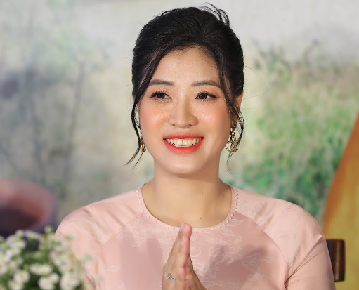 Sao mai B&iacute;ch Hồng khiến NSND Thu Hiền rưng rưng x&uacute;c động - Ảnh 5.