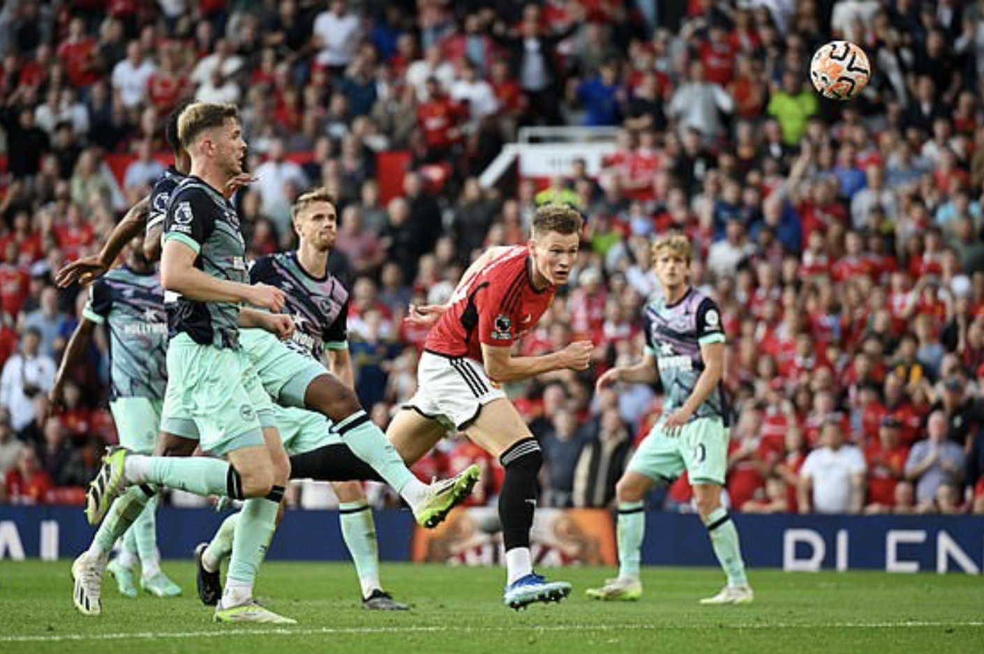 Người hùng McTominay tỏa sáng, Man United thắng nghẹt thở Brentford - Ảnh 6.