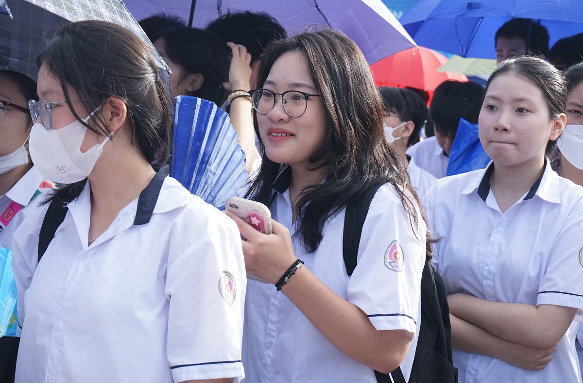 8.000 học sinh tiếp lửa cho nhà leo núi đưa cầu truyền hình Đường lên đỉnh Olympia về Thanh Hóa - Ảnh 13.