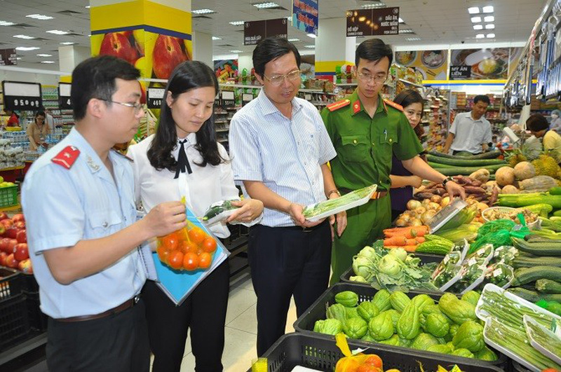 An toàn thực phẩm: Phải xử phạt thật mạnh tay