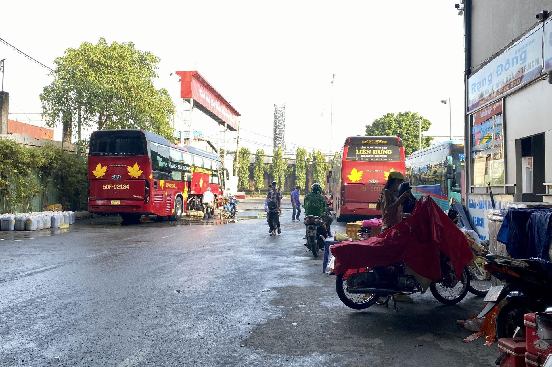 Theo chân xe hợp đồng trá hình