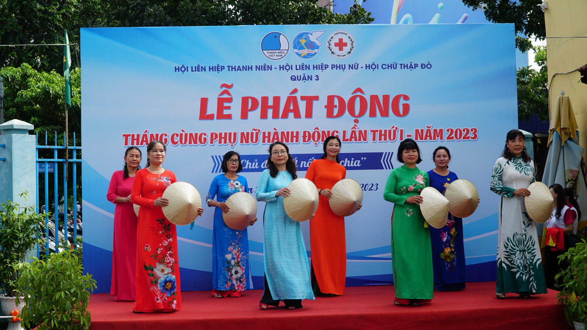 TP HCM: Toàn bộ 12 phường của quận 3 thực hiện Đường cờ Tổ quốc - Ảnh 11.