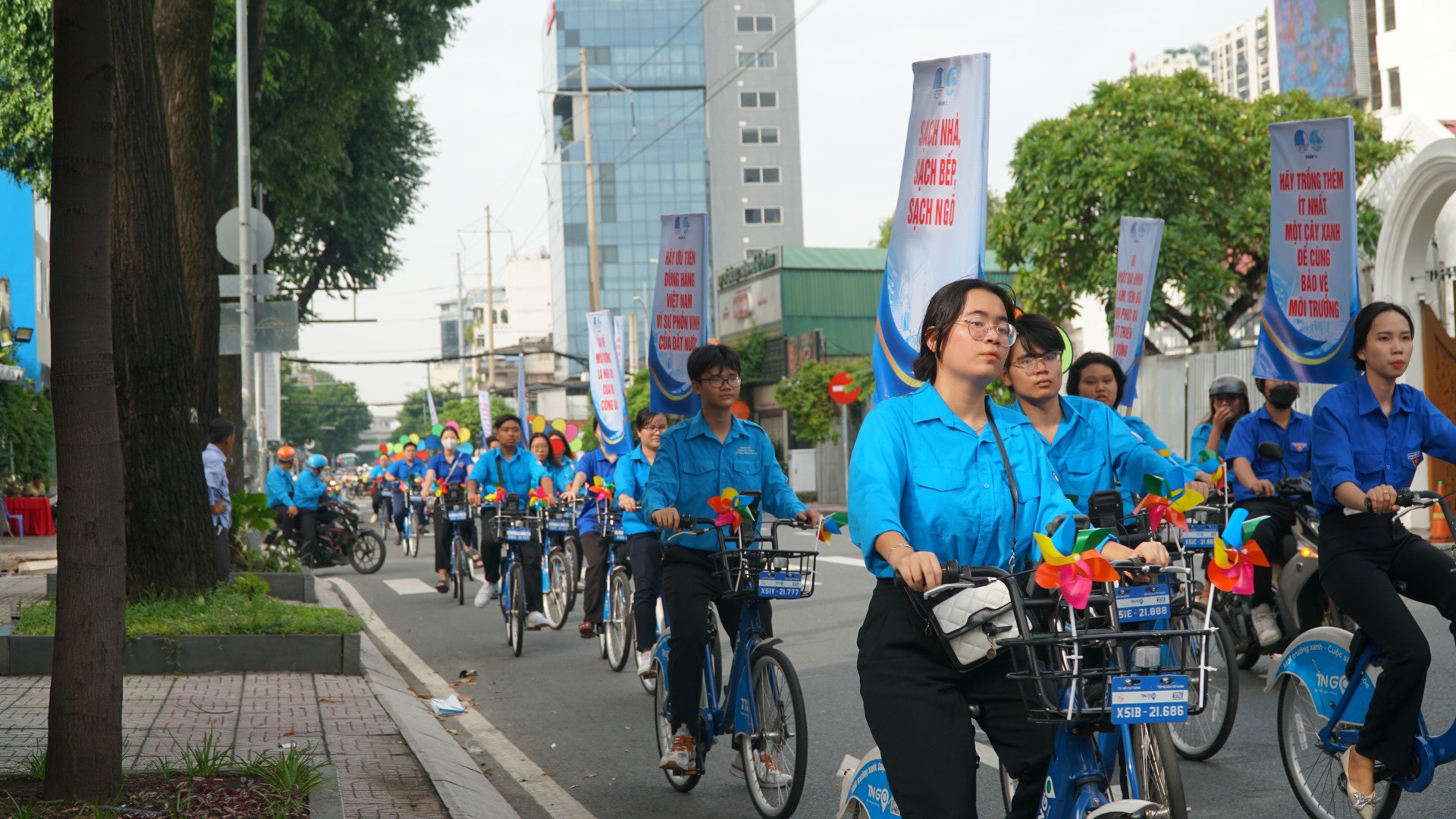 TP HCM: Toàn bộ 12 phường của quận 3 thực hiện Đường cờ Tổ quốc - Ảnh 12.