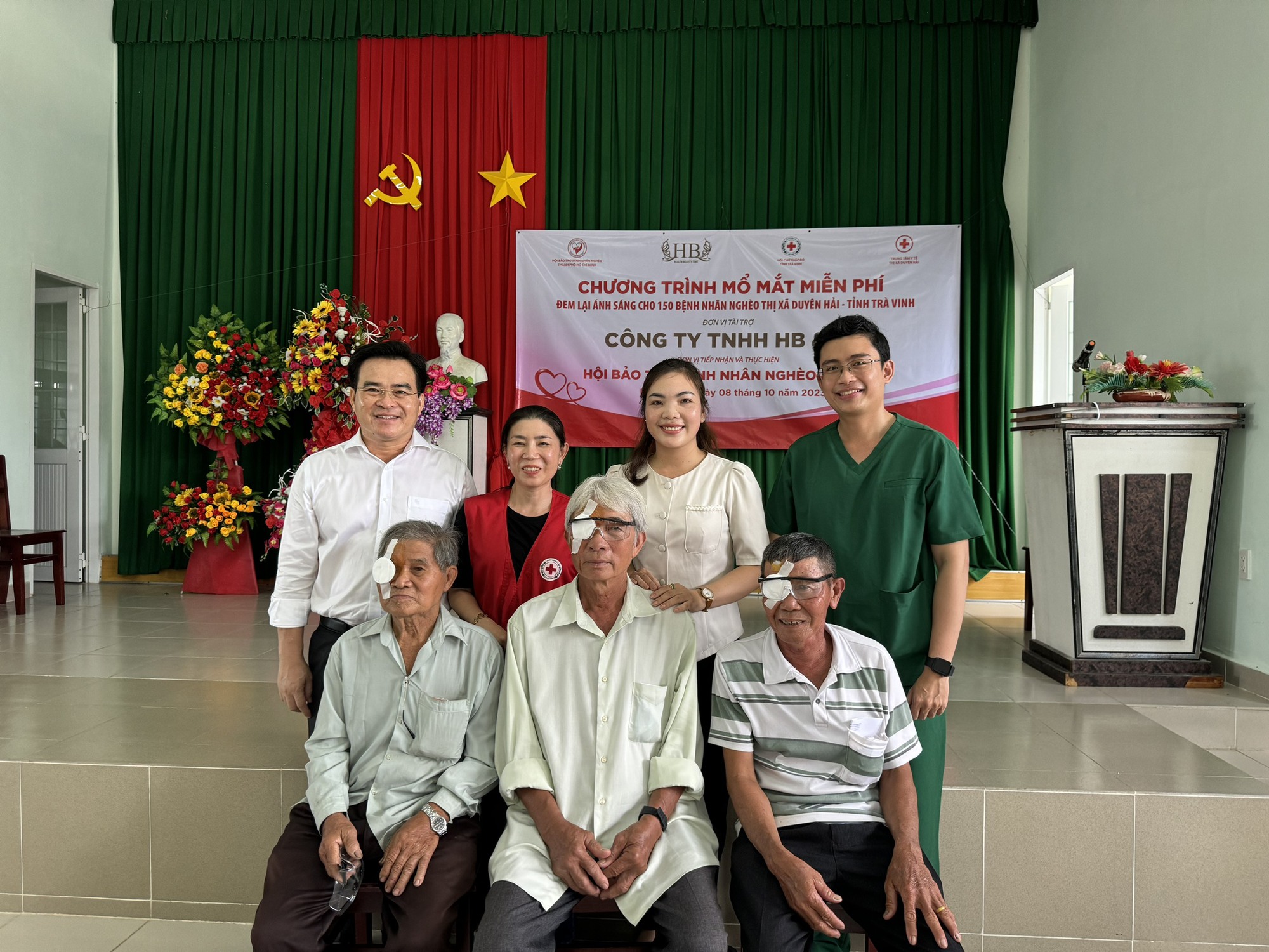 HB & IE giúp 170 bệnh nhân nghèo ở Trà Vinh tìm lại được ánh sáng