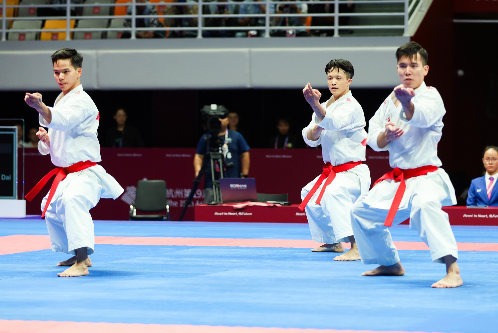 ASIAD 19 ng&agrave;y 8-10: Trận chiến cuối c&ugrave;ng - Ảnh 2.