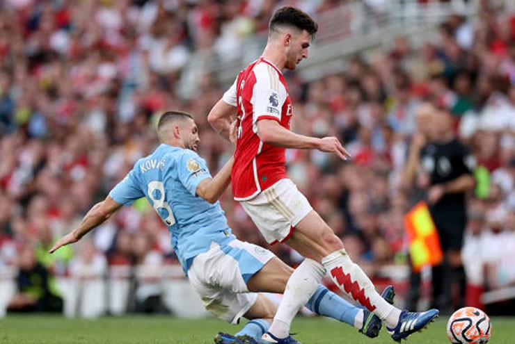 HLV Guardiola sau trận thua Arsenal: Thua liền 2 trận chưa phải qu&aacute; tệ với Man City - Ảnh 4.