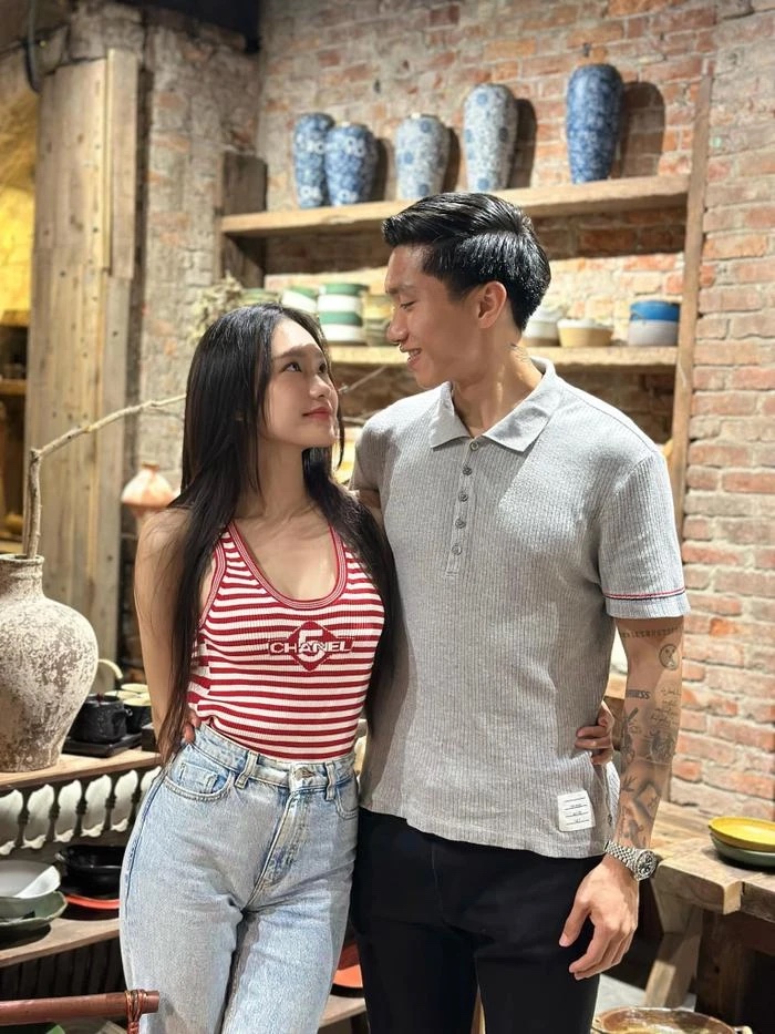 Sau màn cầu hôn ngọt ngào là hình ảnh nóng bỏng của Doãn Hải My bên Đoàn Văn Hậu - Ảnh 4.